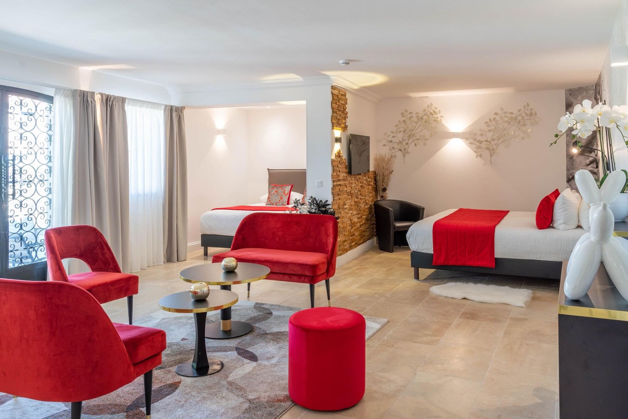 Le Confidentiel Hotel